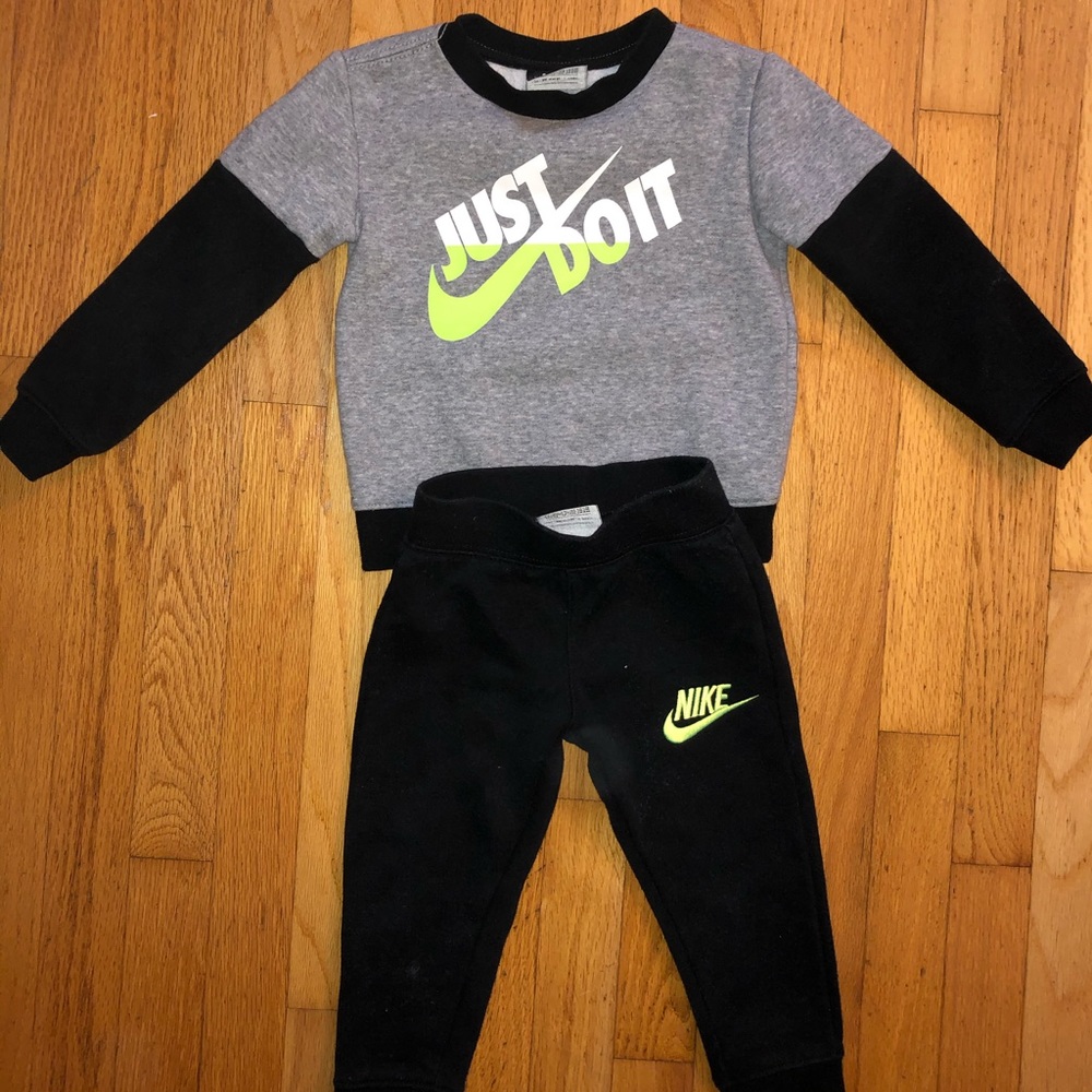 Boys Nike Matching Set